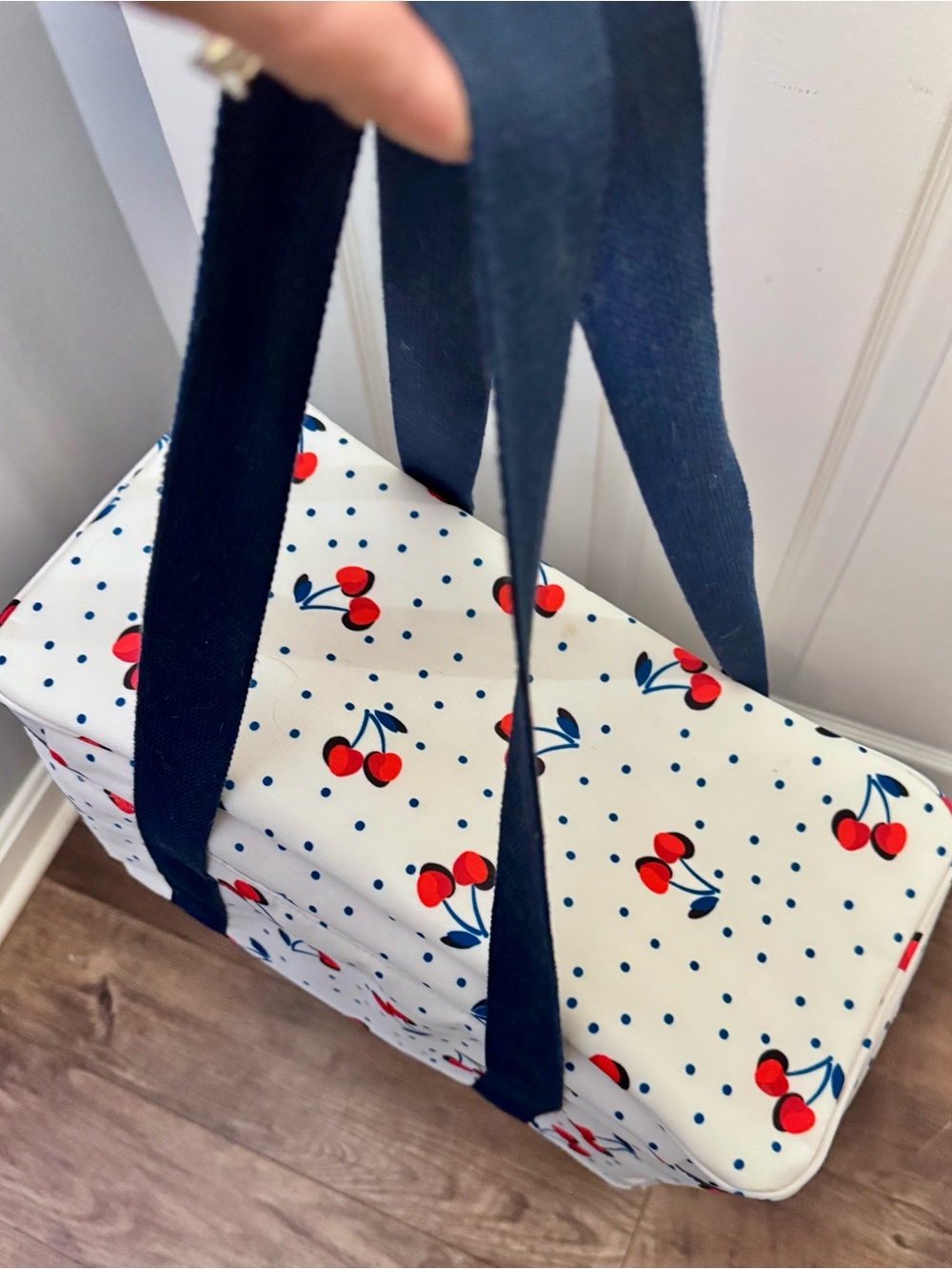 Kate Spade Vintage Cherry Dot Cooler Bag - Picture 8 of 12